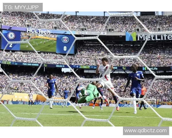 足球球星因脚踝伤缺阵赛季关键战球队前景蒙上阴影